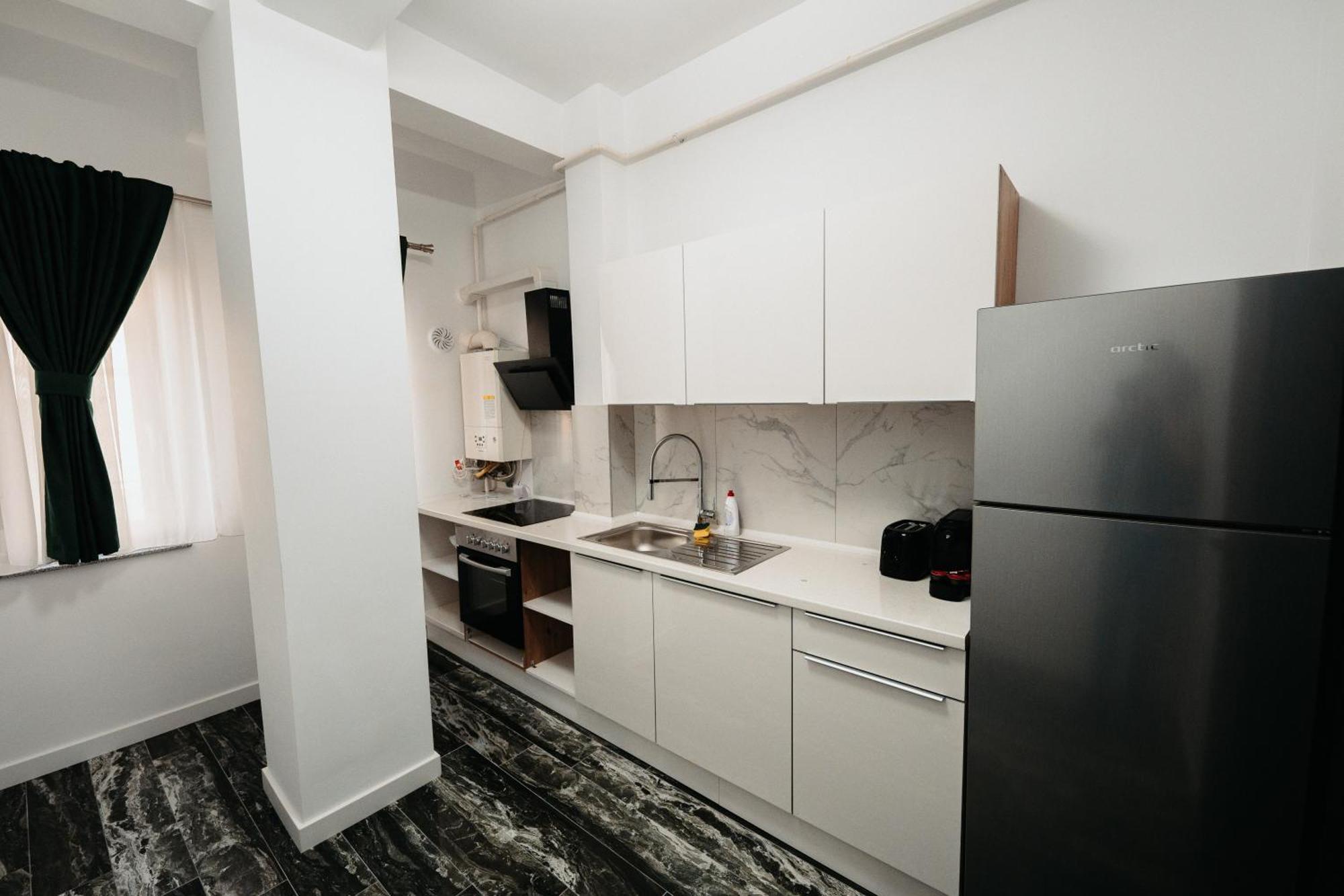 Luxury Cozy Apartments Suceava Esterno foto