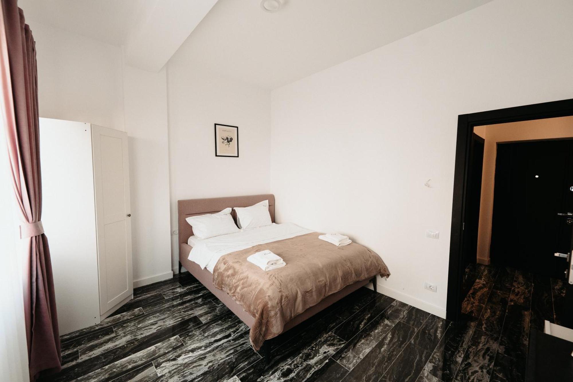 Luxury Cozy Apartments Suceava Esterno foto