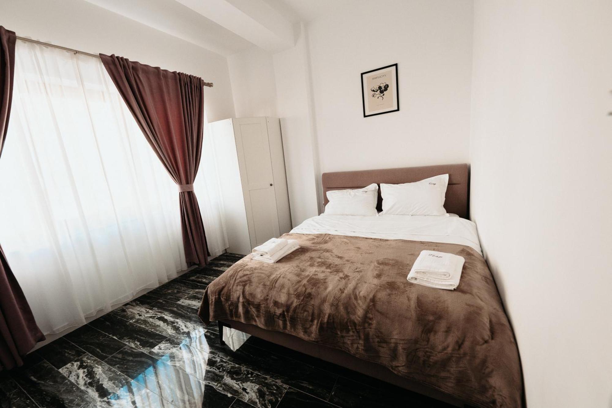 Luxury Cozy Apartments Suceava Esterno foto