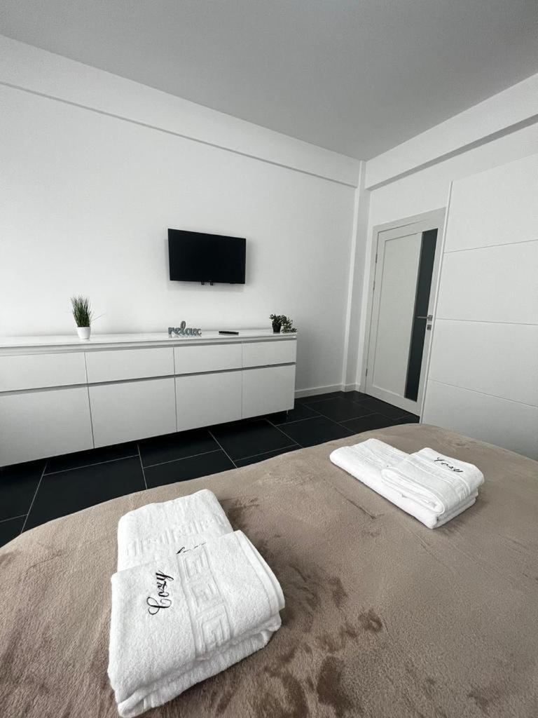 Luxury Cozy Apartments Suceava Esterno foto